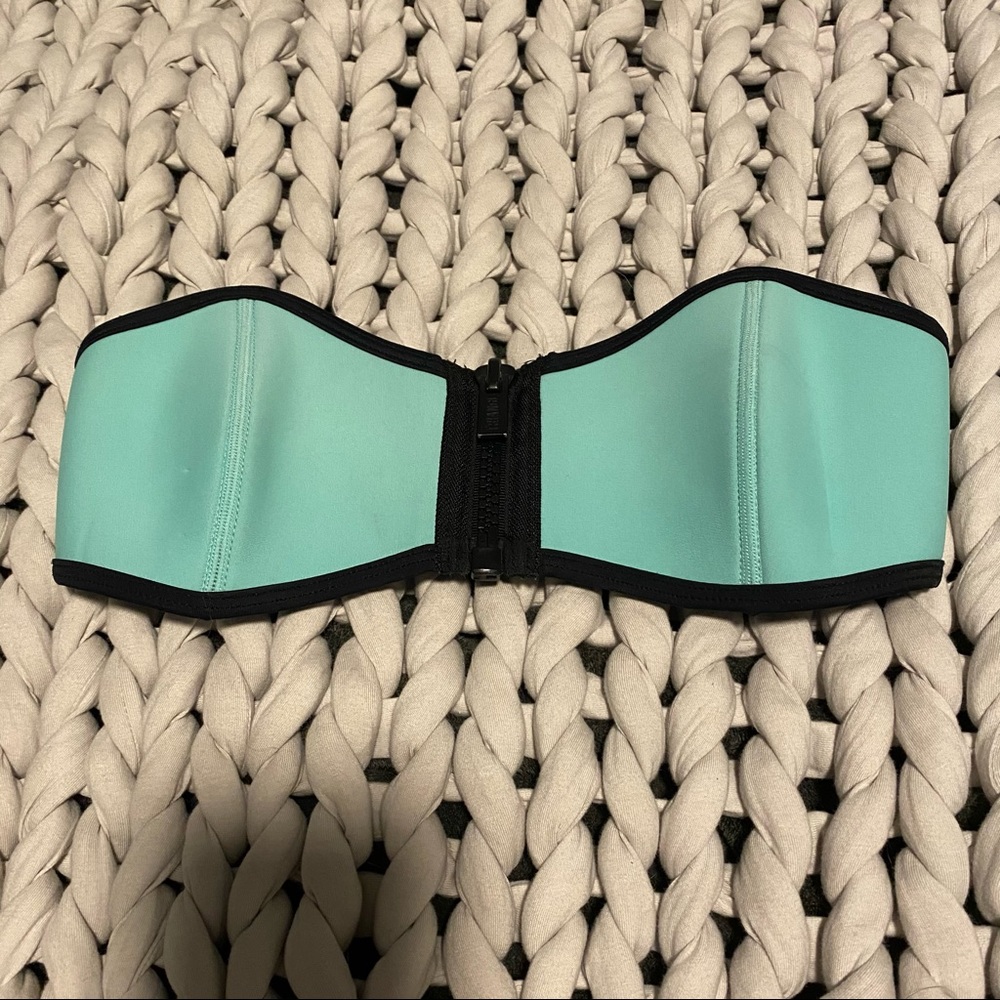 Triangl Bikini Top